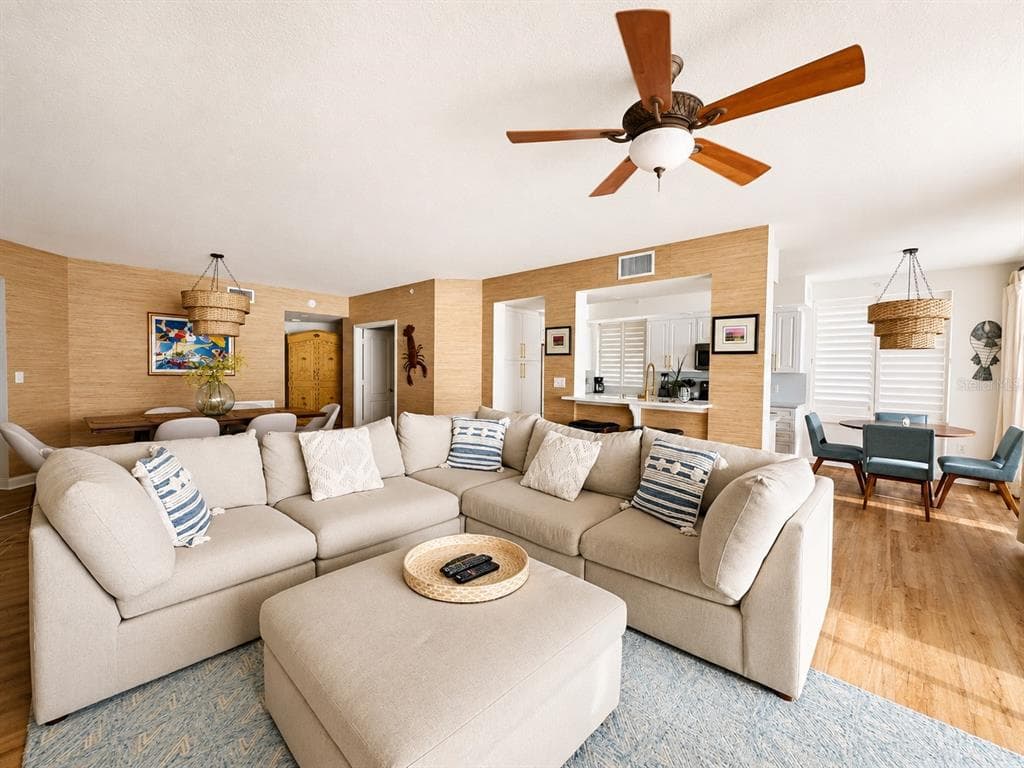 10 PAPAYA STREET # 901, CLEARWATER BEACH, FL 33767 — zdjęcie 5