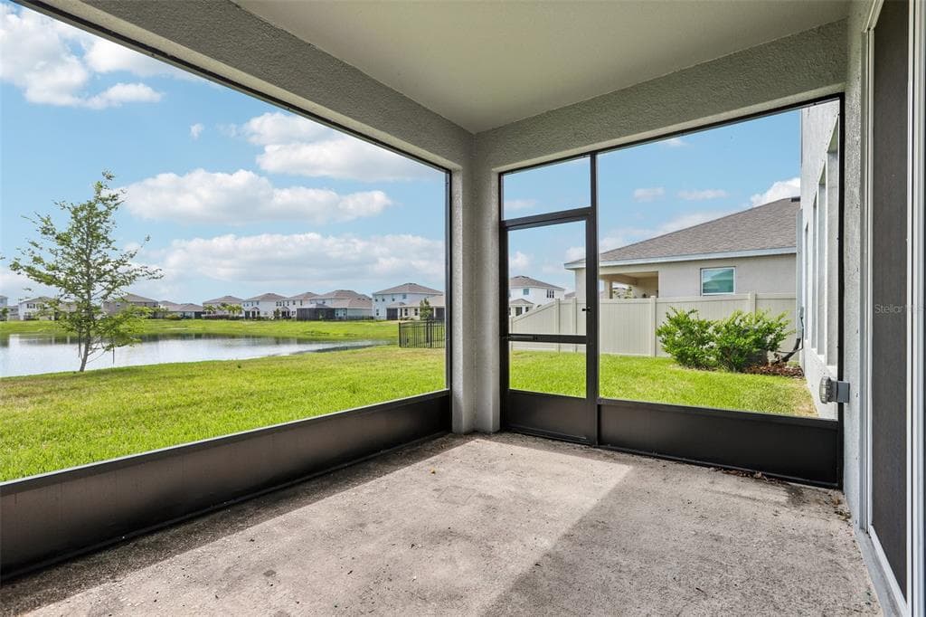 327 MANGROVE MANOR DRIVE, APOLLO BEACH, FL 33572 — zdjęcie 2