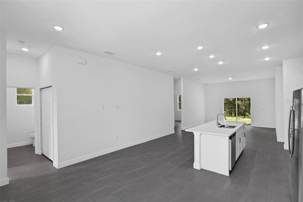 22403 SW RAINBOW LAKES BOULEVARD, DUNNELLON, FL 34431 — zdjęcie 4