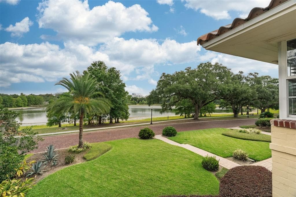 830 LAKE DAVIS DRIVE, ORLANDO, FL 32806 — zdjęcie 2
