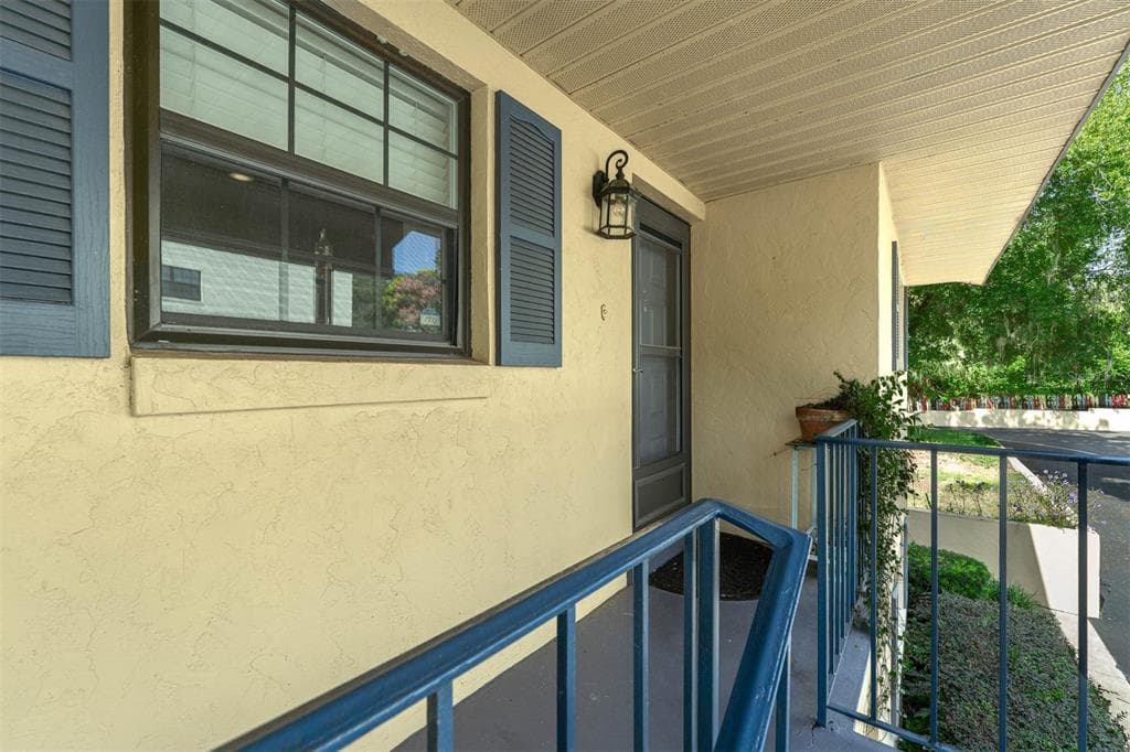 110 N TREMAIN STREET # 209, MOUNT DORA, FL 32757 — zdjęcie 2