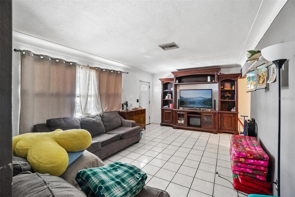 3211 30TH STREET N, ST PETERSBURG, FL 33713 — zdjęcie 5