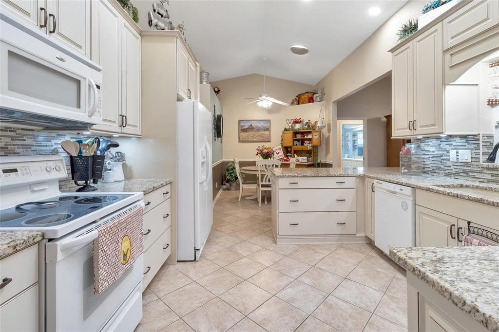 21830 KING EDWARD COURT, LEESBURG, FL 34748 — zdjęcie 5
