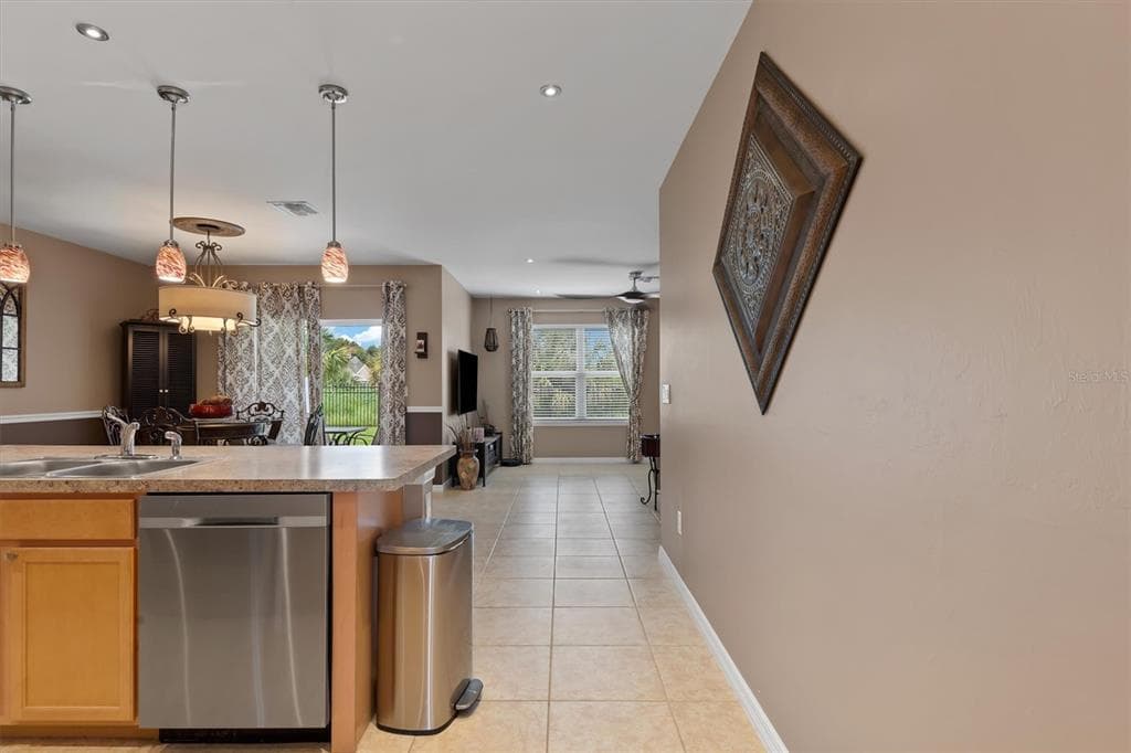 7436 MIKASA DRIVE, PUNTA GORDA, FL 33950 — zdjęcie 4