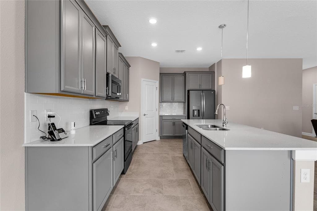 8833 BETH PAGE LN, DAVENPORT, FL 33896 — zdjęcie 5