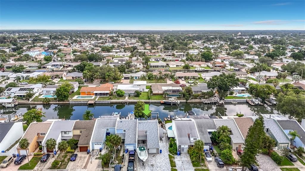 8725 BAY POINTE DRIVE, TAMPA, FL 33615 — zdjęcie 3