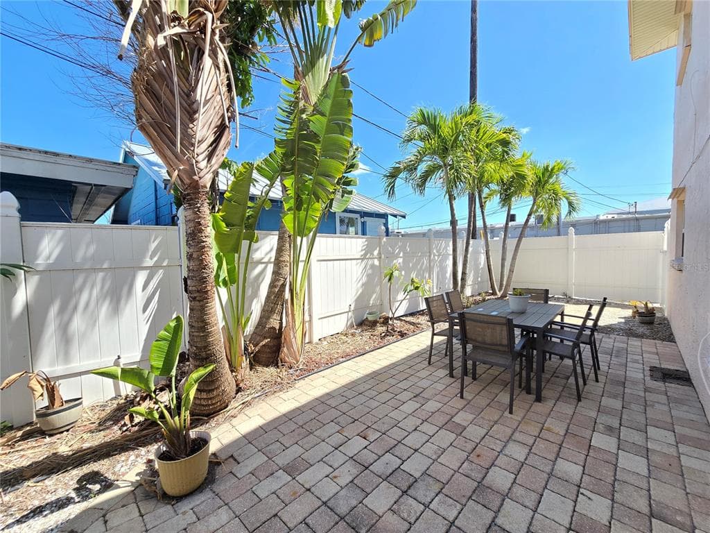 525 73RD AVENUE # 2, ST PETE BEACH, FL 33706 — zdjęcie 3