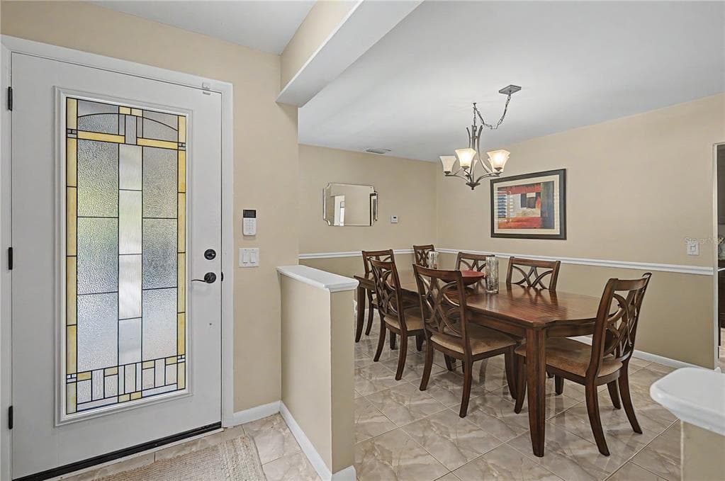 8314 W HIAWATHA STREET, TAMPA, FL 33615 — zdjęcie 3