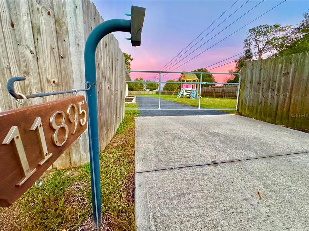 11895 N BEARL TERRACE, DUNNELLON, FL 34433 — zdjęcie 2