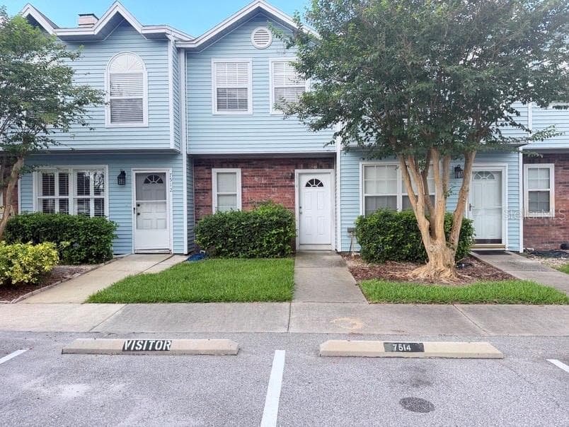 7514 COLONIAL COURT, TAMPA, FL 33615