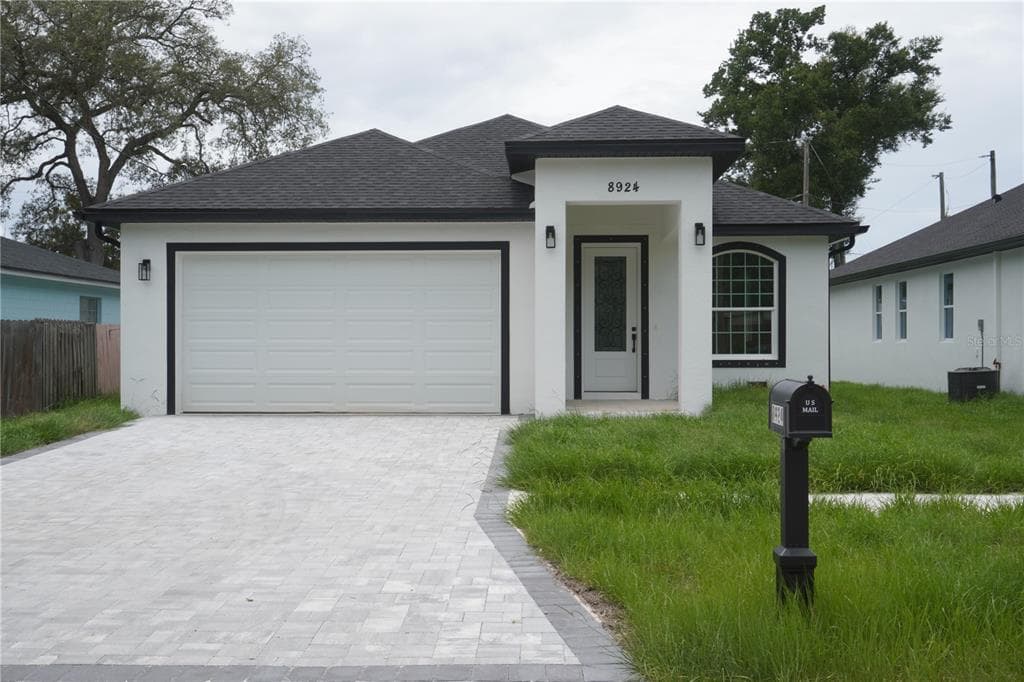 8924 N ORLEANS AVENUE, TAMPA, FL 33604 — zdjęcie 2