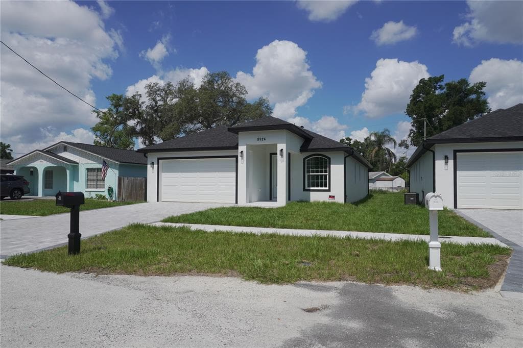 8924 N ORLEANS AVENUE, TAMPA, FL 33604 — zdjęcie 4