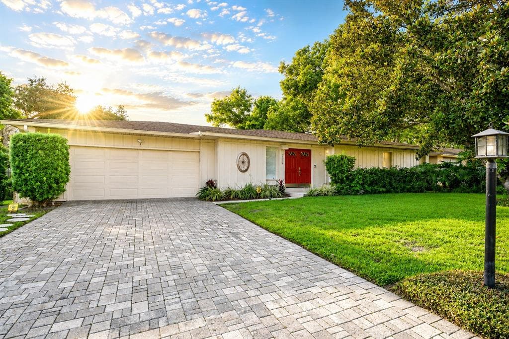 3736 LAKE MARGARET DRIVE, ORLANDO, FL 32812