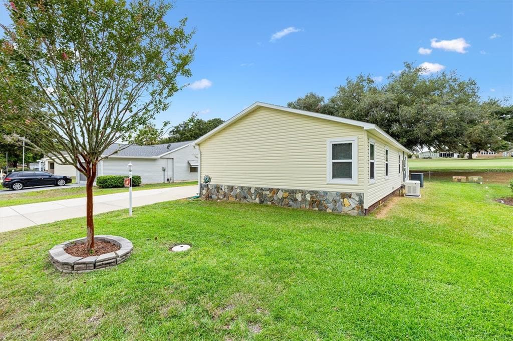 723 HEATHROW AVENUE, LADY LAKE, FL 32159 — zdjęcie 3