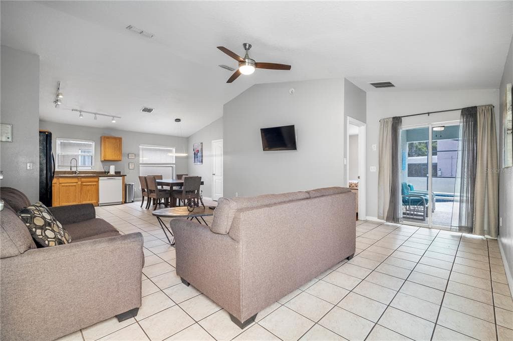 126 SUNDOWN COURT, DAVENPORT, FL 33896 — zdjęcie 3