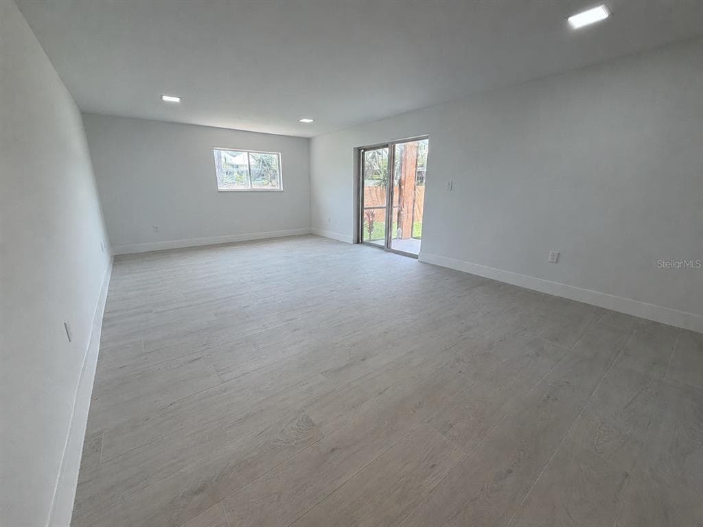 7400 SUNSHINE SKYWAY LANE S # 105, ST PETERSBURG, FL 33711 — zdjęcie 4