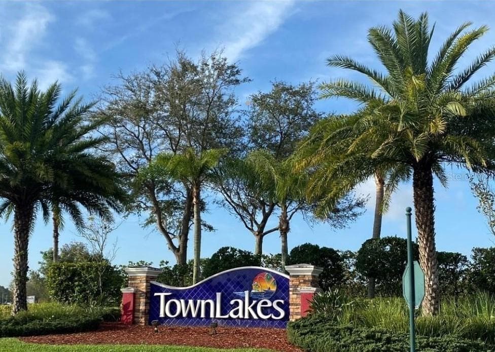 18168 HORIZON VIEW BOULEVARD, LEHIGH ACRES, FL 33972