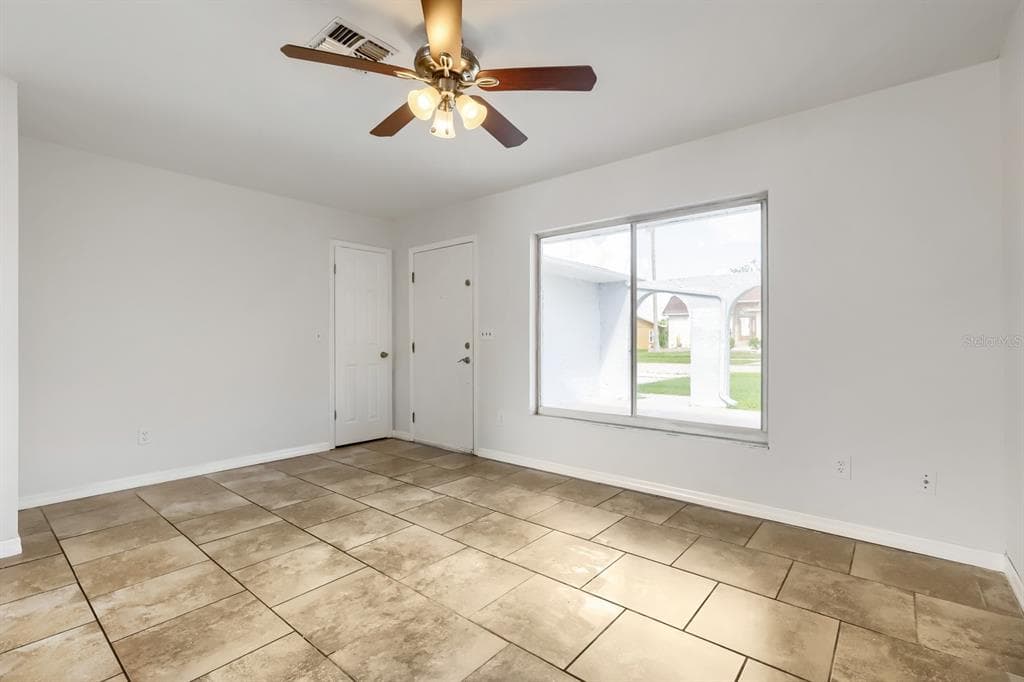 1962 SOCIETY DRIVE, HOLIDAY, FL 34691 — zdjęcie 5