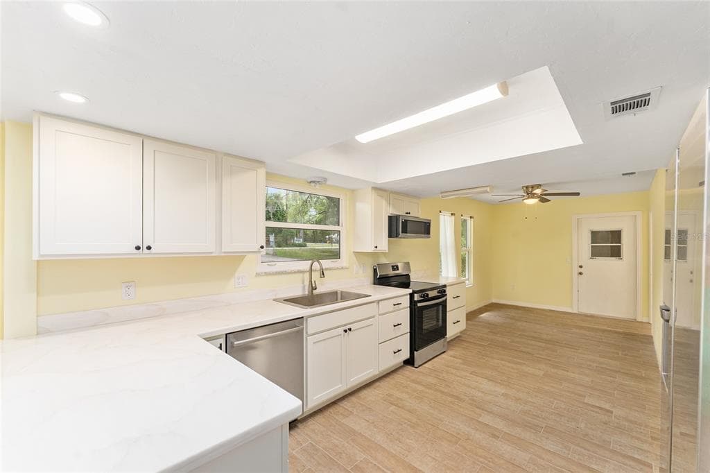 813 SW 99TH STREET, GAINESVILLE, FL 32607 — zdjęcie 4