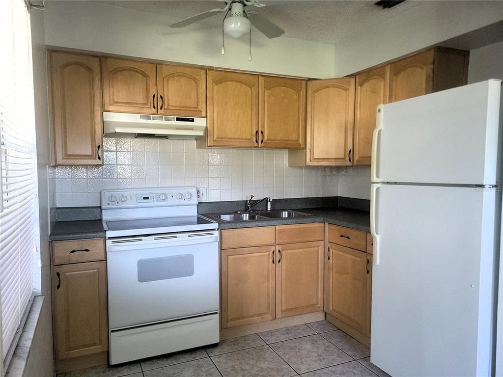 9110 VIA RECREO, NEW PORT RICHEY, FL 34655 — zdjęcie 3