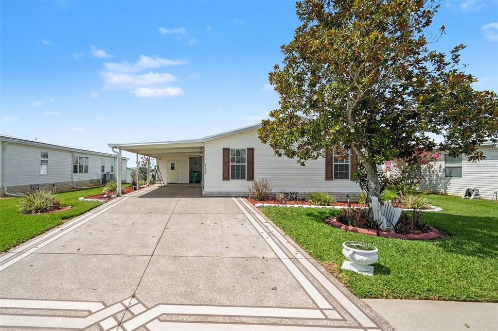 37536 GILL AVENUE, ZEPHYRHILLS, FL 33541 — zdjęcie 2