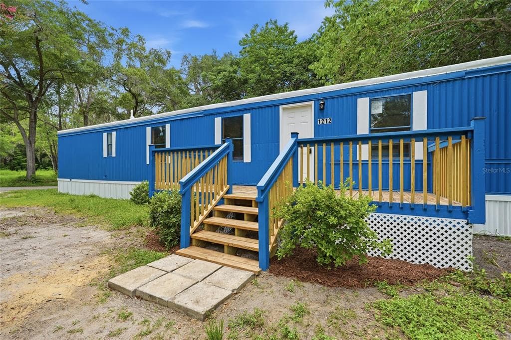 1212 NE 1ST AVENUE, WILLISTON, FL 32696 — zdjęcie 4
