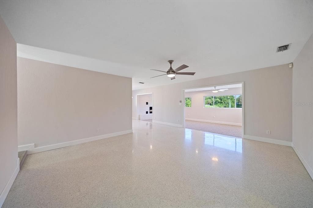 1163 60TH AVENUE S, ST PETERSBURG, FL 33705 — zdjęcie 4