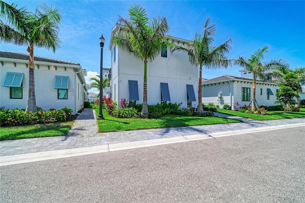 5935 CAT CLAW LANE, BRADENTON, FL 34210