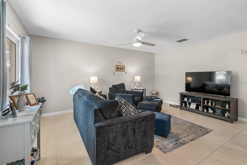 1906 CANTERBURY LANE # 26, SUN CITY CENTER, FL 33573 — zdjęcie 3