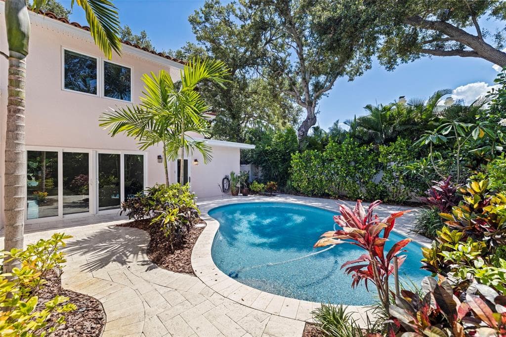 1846 COFFEE POT BOULEVARD NE, ST PETERSBURG, FL 33704 — zdjęcie 5