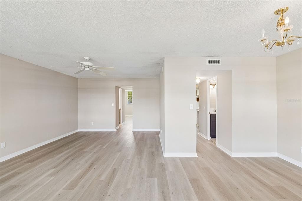 4705 1ST STREET NE # 138, ST PETERSBURG, FL 33703 — zdjęcie 3