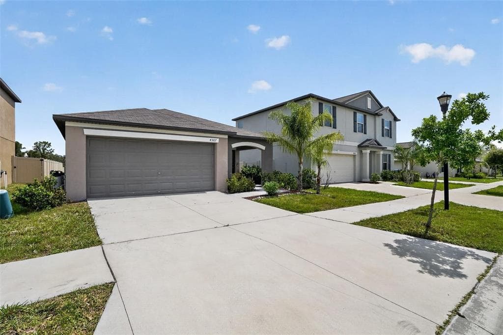 4507 ETERNAL PRINCE DRIVE, SUN CITY CENTER, FL 33573