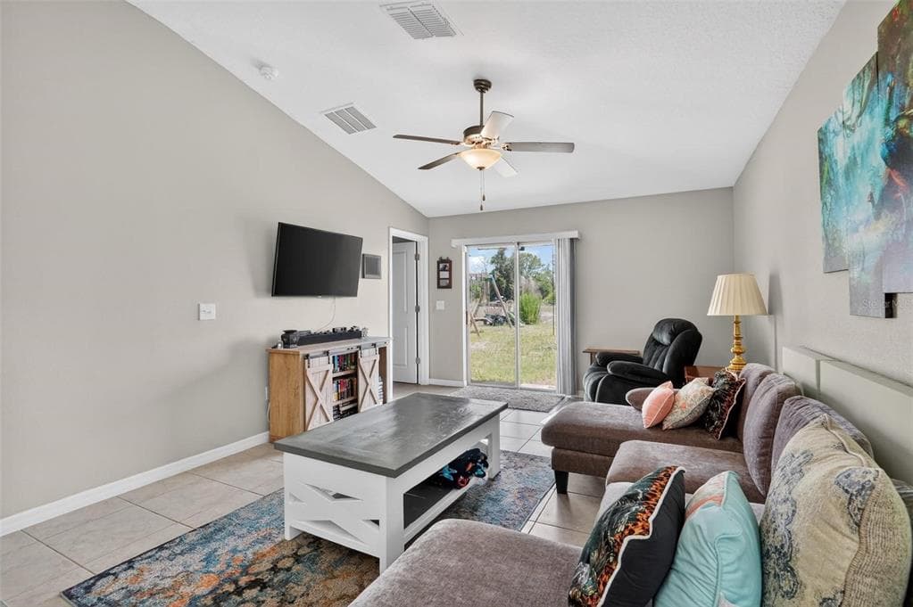4507 ETERNAL PRINCE DRIVE, SUN CITY CENTER, FL 33573 — zdjęcie 4