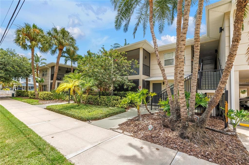 555 3RD STREET N # 13, ST PETERSBURG, FL 33701 — zdjęcie 3
