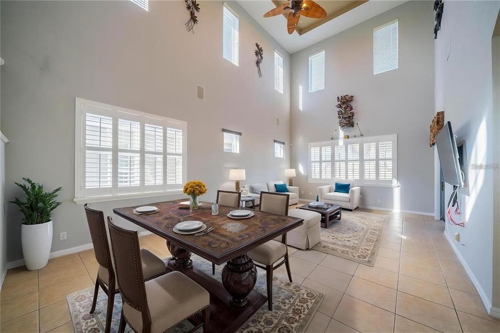 445 NOBLE FAIRE DRIVE, SUN CITY CENTER, FL 33573 — zdjęcie 4