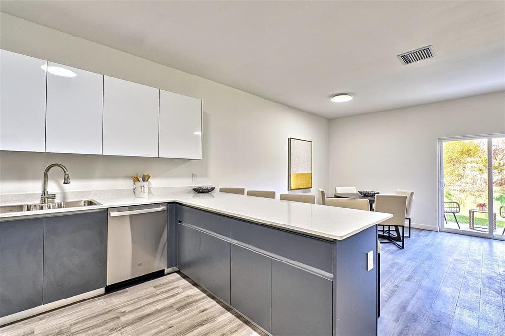 1591 NW 29TH ROAD # 4, GAINESVILLE, FL 32605 — zdjęcie 4