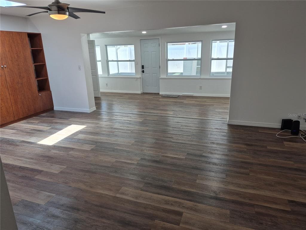 7709 W HANNA AVENUE, TAMPA, FL 33615 — zdjęcie 5