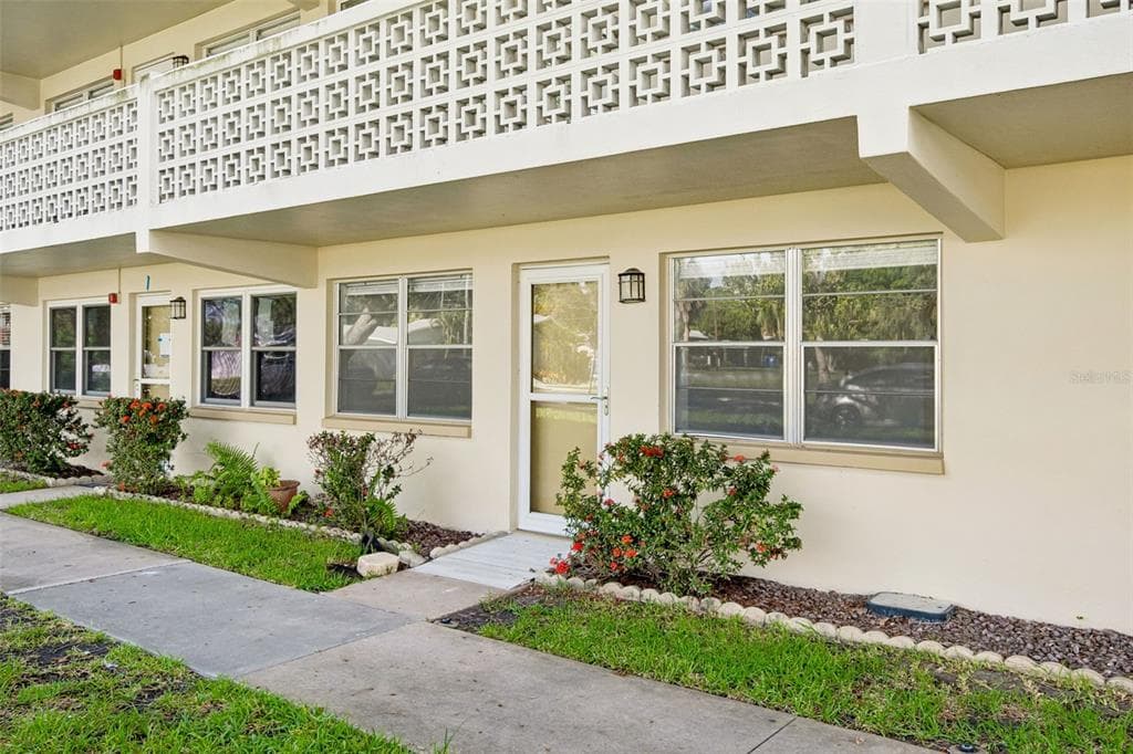 8101 11TH STREET N # 125, ST PETERSBURG, FL 33702 — zdjęcie 2