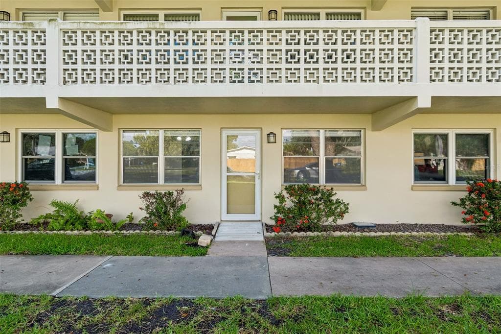 8101 11TH STREET N # 125, ST PETERSBURG, FL 33702 — zdjęcie 3