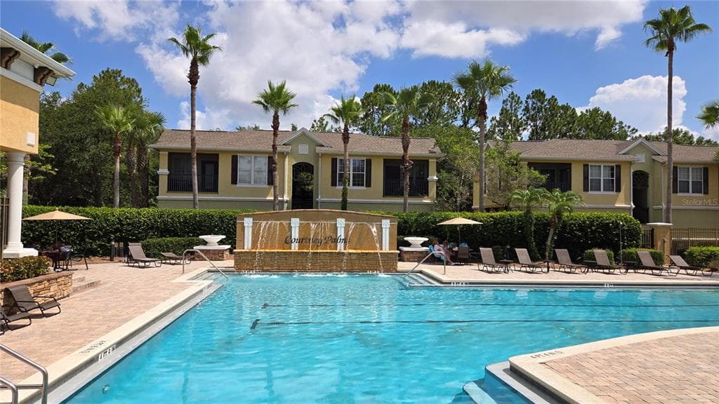 10211 COURTNEY PALMS BOULEVARD # 304, TAMPA, FL 33619 — zdjęcie 3