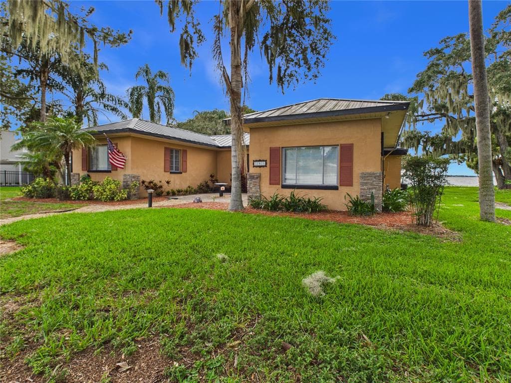32805 LAKE EUSTIS DRIVE, TAVARES, FL 32778 — zdjęcie 2