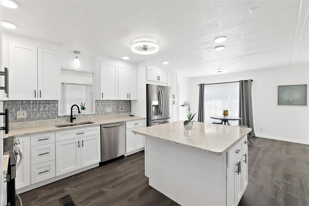 5660 WOOD STREET, PORT ORANGE, FL 32127 — zdjęcie 5