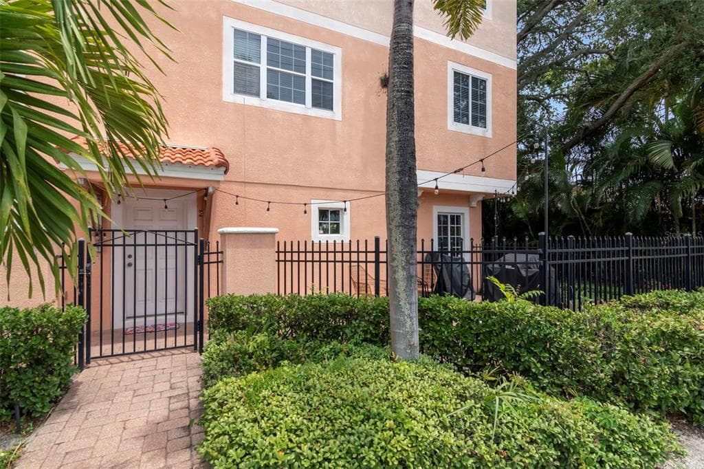 3025 W GROVEWOOD COURT # 3, TAMPA, FL 33629 — zdjęcie 2