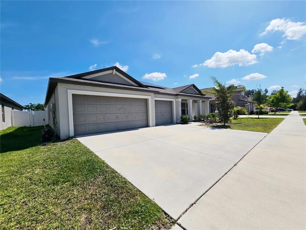 165 RAIN BERRY AVENUE, RUSKIN, FL 33570 — zdjęcie 3