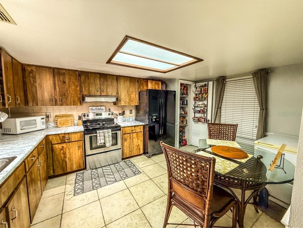 35058 WHISPERING OAKS BOULEVARD, DADE CITY, FL 33523 — zdjęcie 4