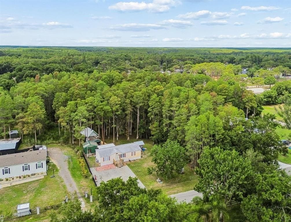 17808 DOGWOOD DRIVE, LUTZ, FL 33558 — zdjęcie 2