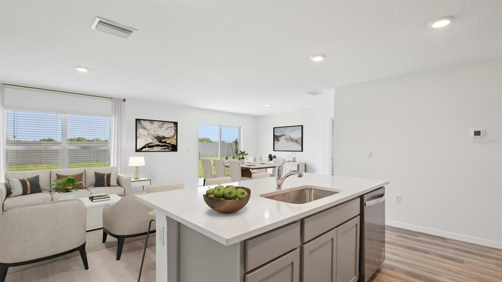 1011 GUM SPRING COURT, RUSKIN, FL 33570 — zdjęcie 2
