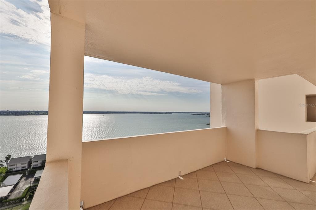 1270 GULF BOULEVARD # 1706, CLEARWATER BEACH, FL 33767 — zdjęcie 4