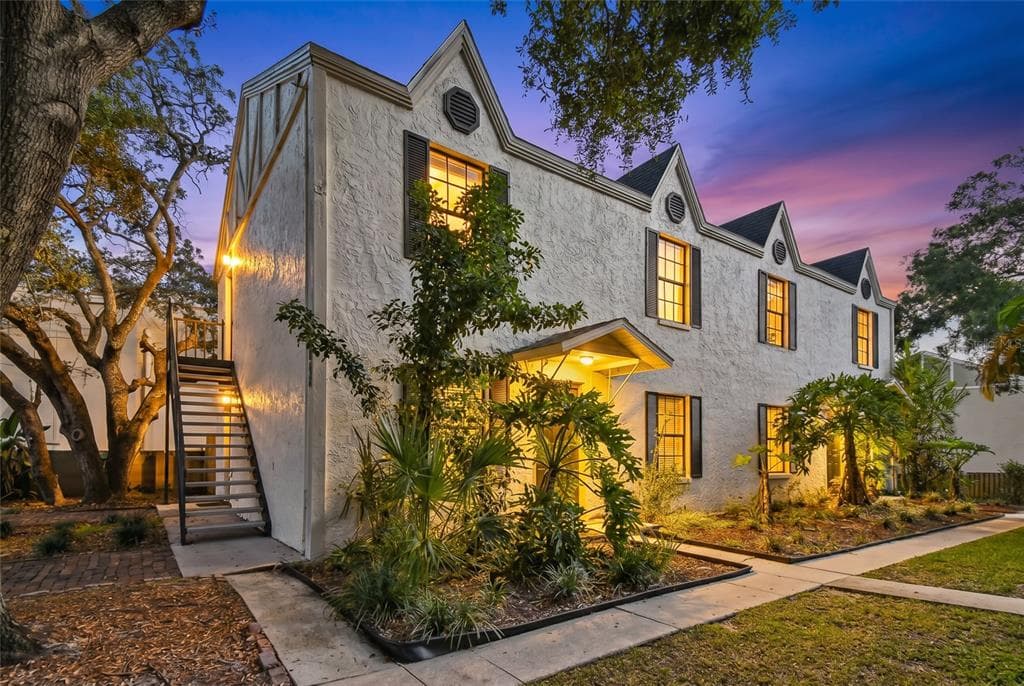 3810 W CLEVELAND STREET, TAMPA, FL 33609