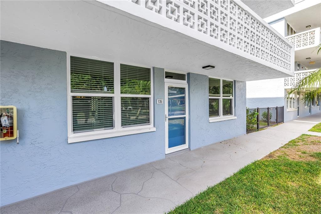 4715 BAY STREET NE # 135, ST PETERSBURG, FL 33703